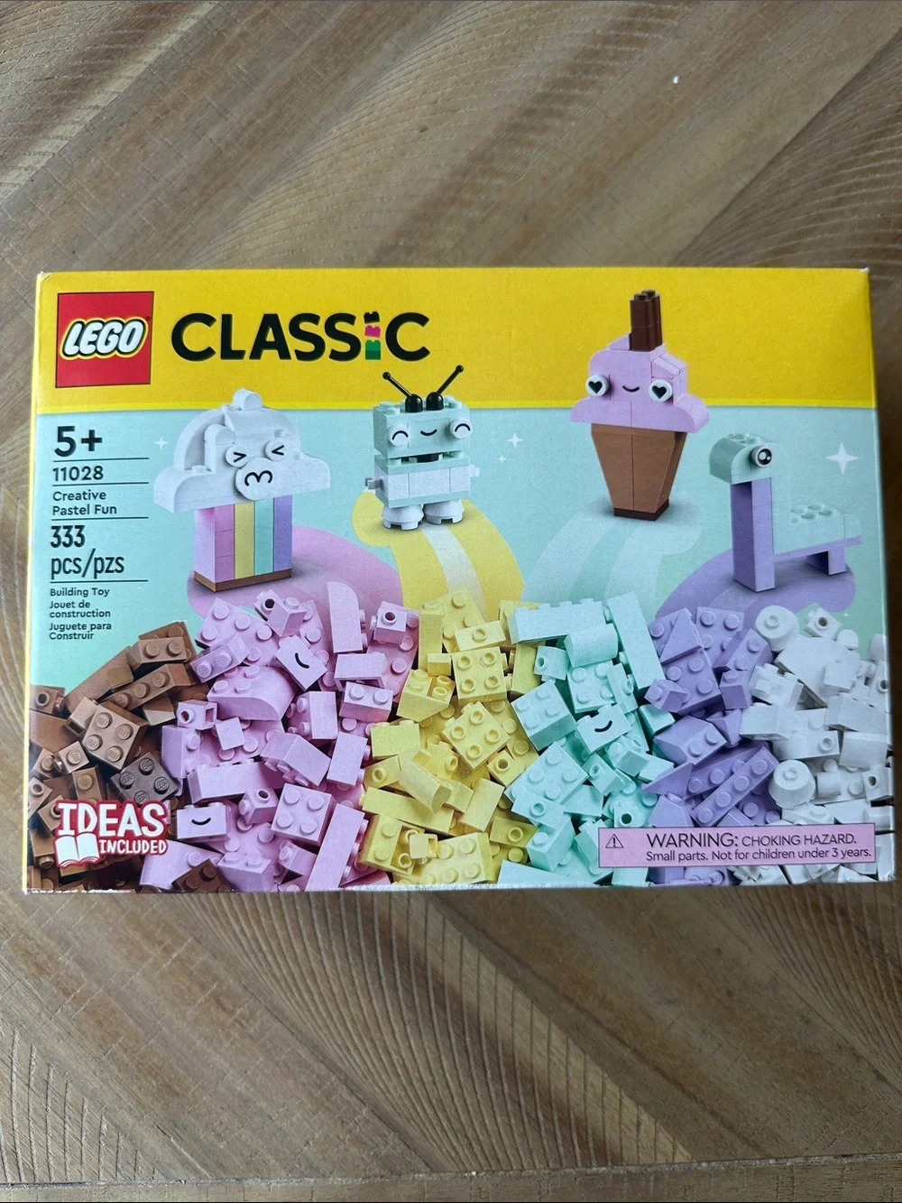 Lego Classic Creative Pastel Fun Bricks Set - 333 pcs 11028